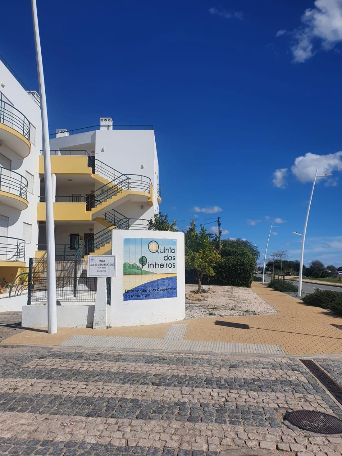 Apartment Sunshine - Golfplayer And Holidays Lagos Bagian luar foto