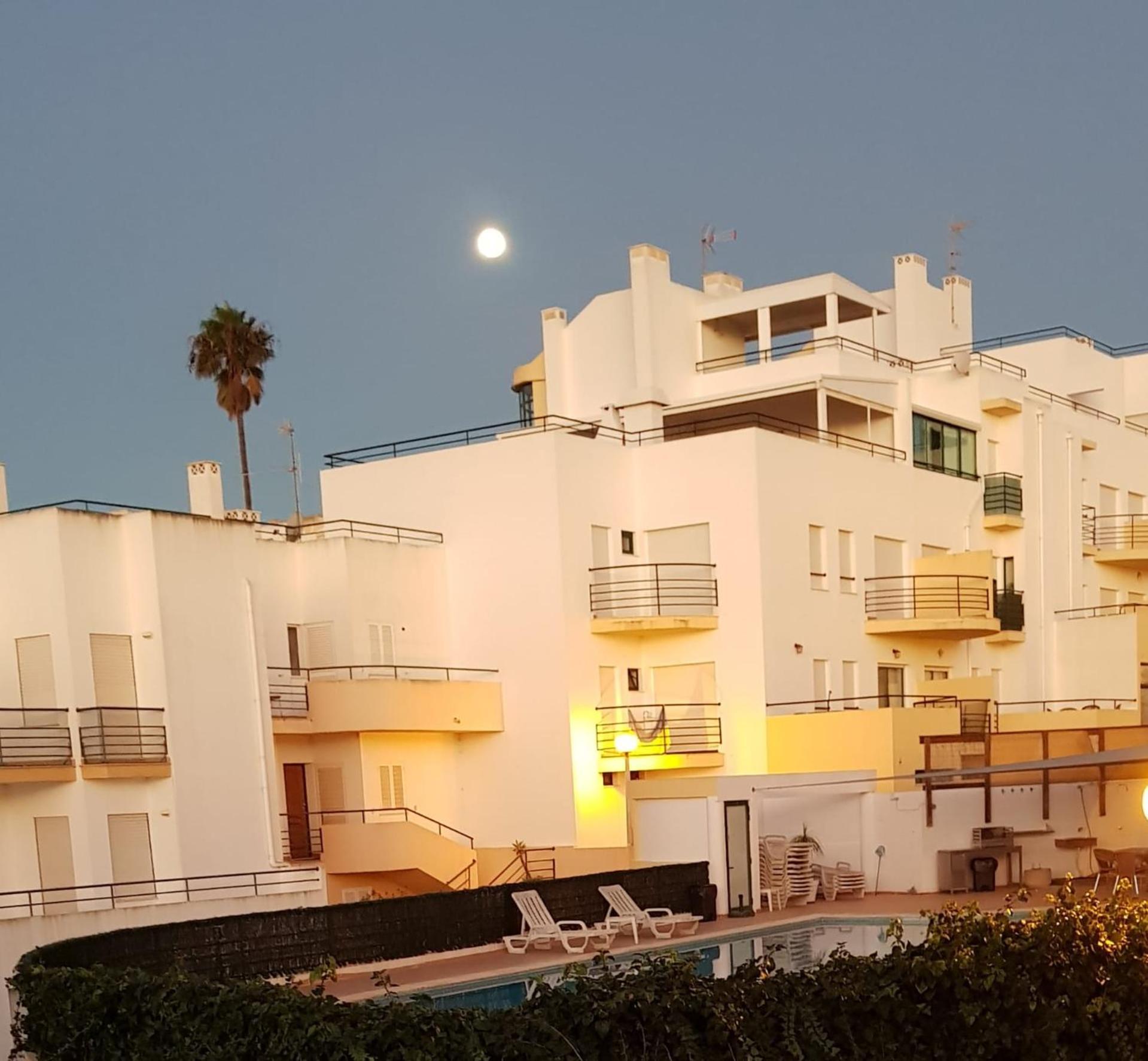 Apartment Sunshine - Golfplayer And Holidays Lagos Bagian luar foto