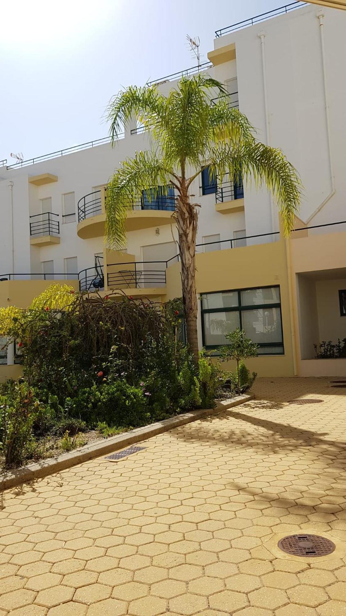Apartment Sunshine - Golfplayer And Holidays Lagos Bagian luar foto